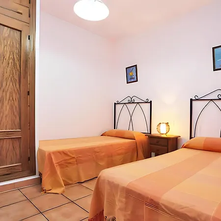 Apartment Apartamento Moderno En El Centro, Cerca De La Playa, Con Ac Y Wifi - Es-180-301