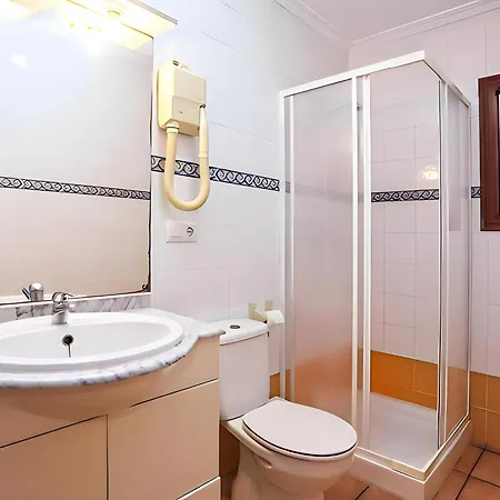 Apartment Apartamento Moderno En El Centro, Cerca De La Playa, Con Ac Y Wifi - Es-180-301 Conil De La Frontera